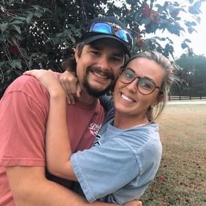 Meet your Posher, Caitlin